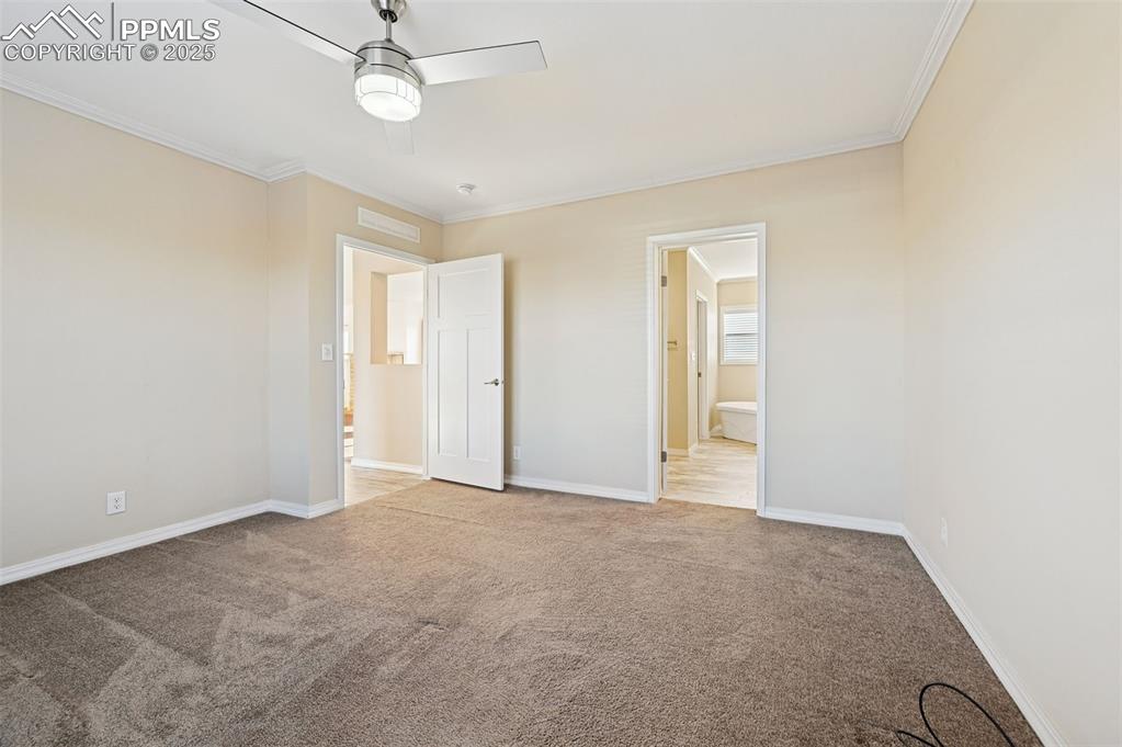 Image 17 of 49: Bedroom