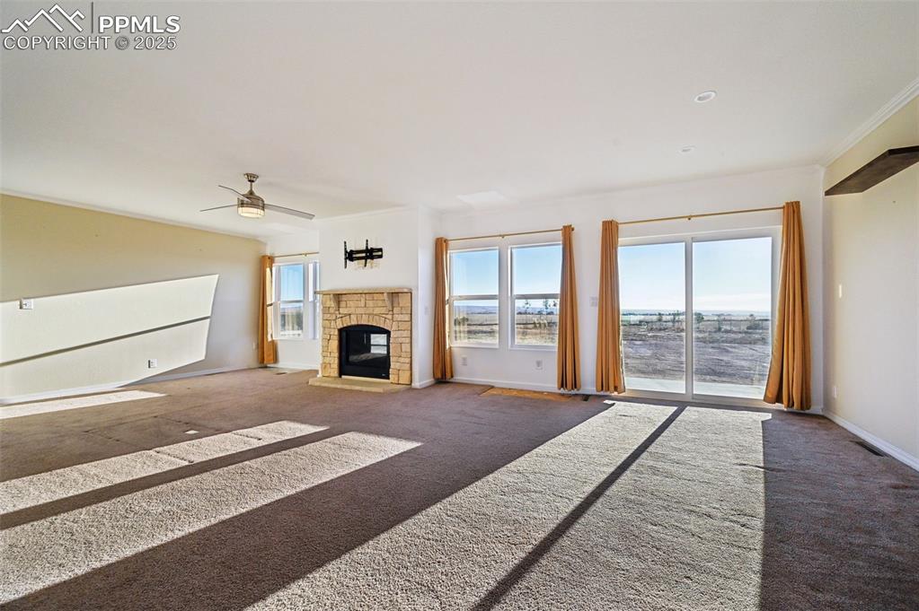 Image 6 of 49: Living Room