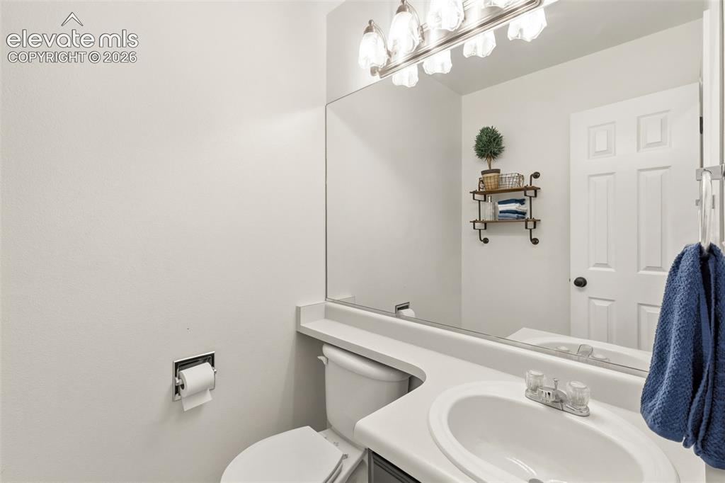 Image 28 of 46: Bathroom