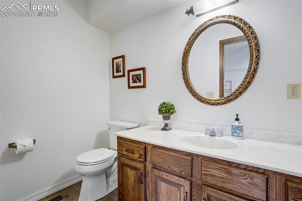 Image 20 of 50: Upper Level Half Bath