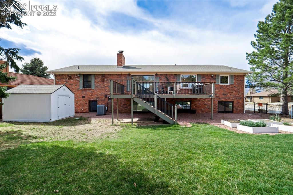 Image 37 of 50: Back of Structure