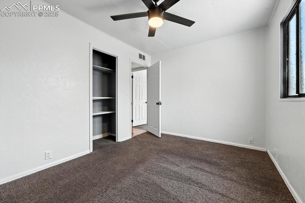 Image 10 of 47: Bedroom