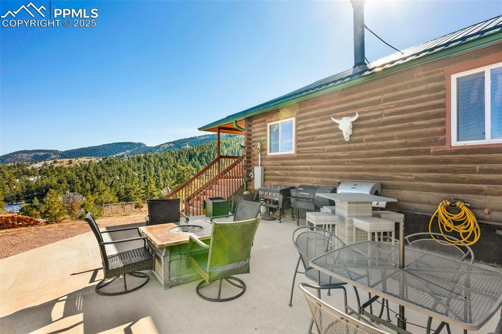 Image 24 of 49: Patio