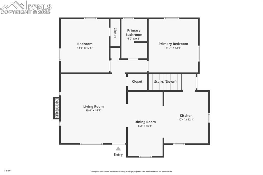 Image 46 of 47: View of room layout