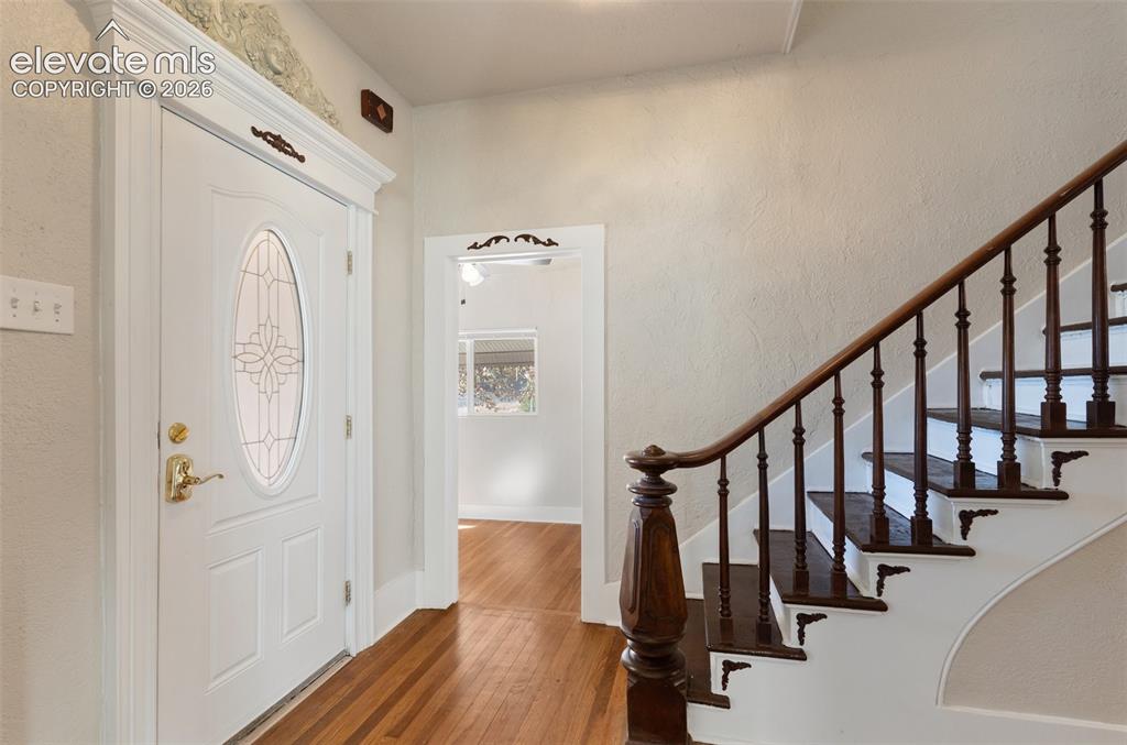 Image 5 of 42: Entry