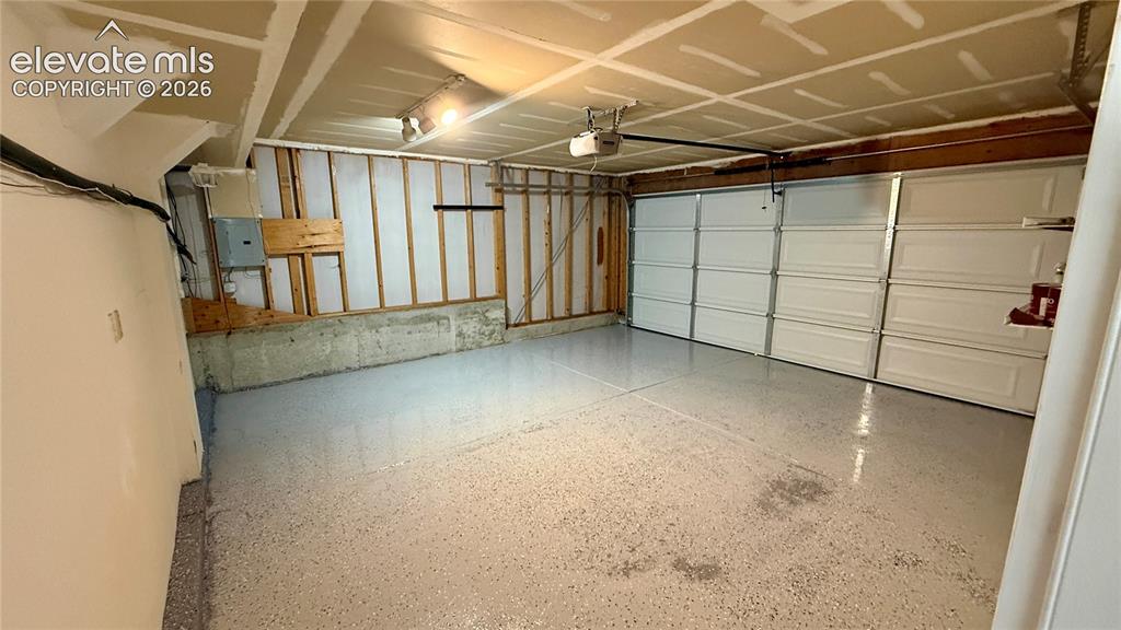 Image 20 of 22: sealed floor