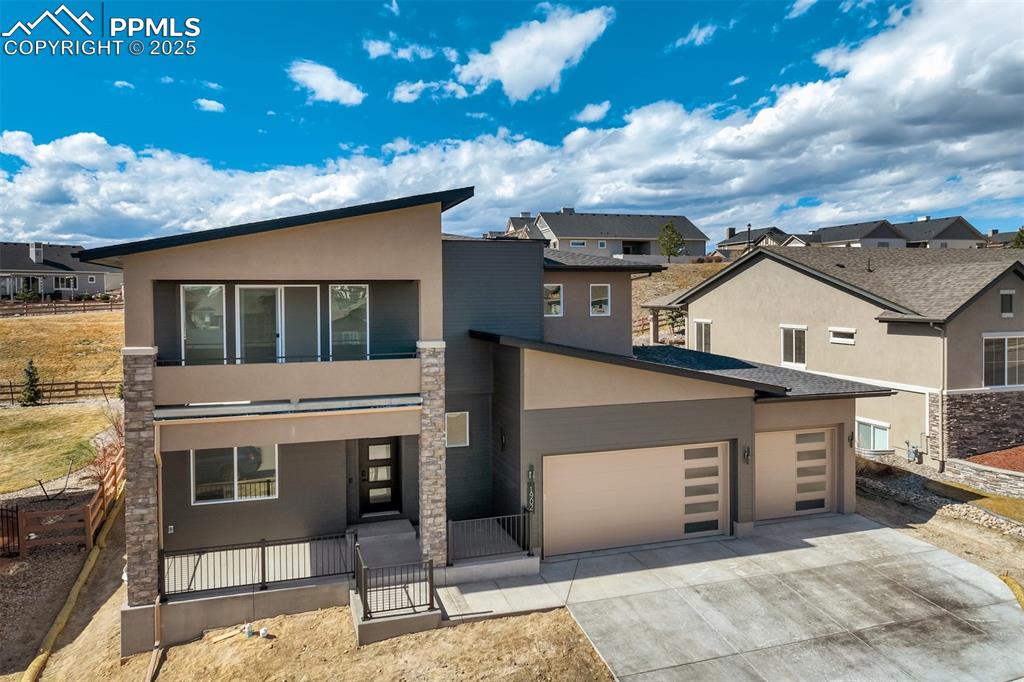 Image 2 of 50: Front of Structure