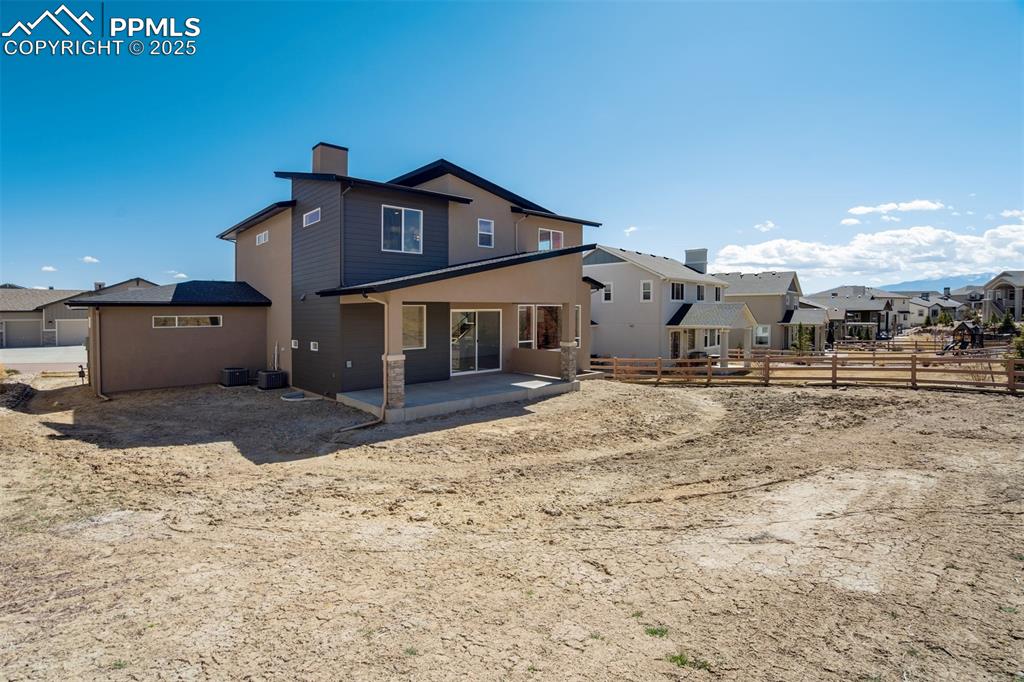 Image 49 of 50: Back of Structure