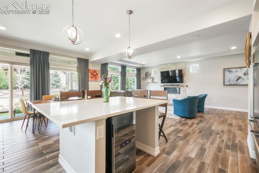 Image 19 of 50: Kitchen