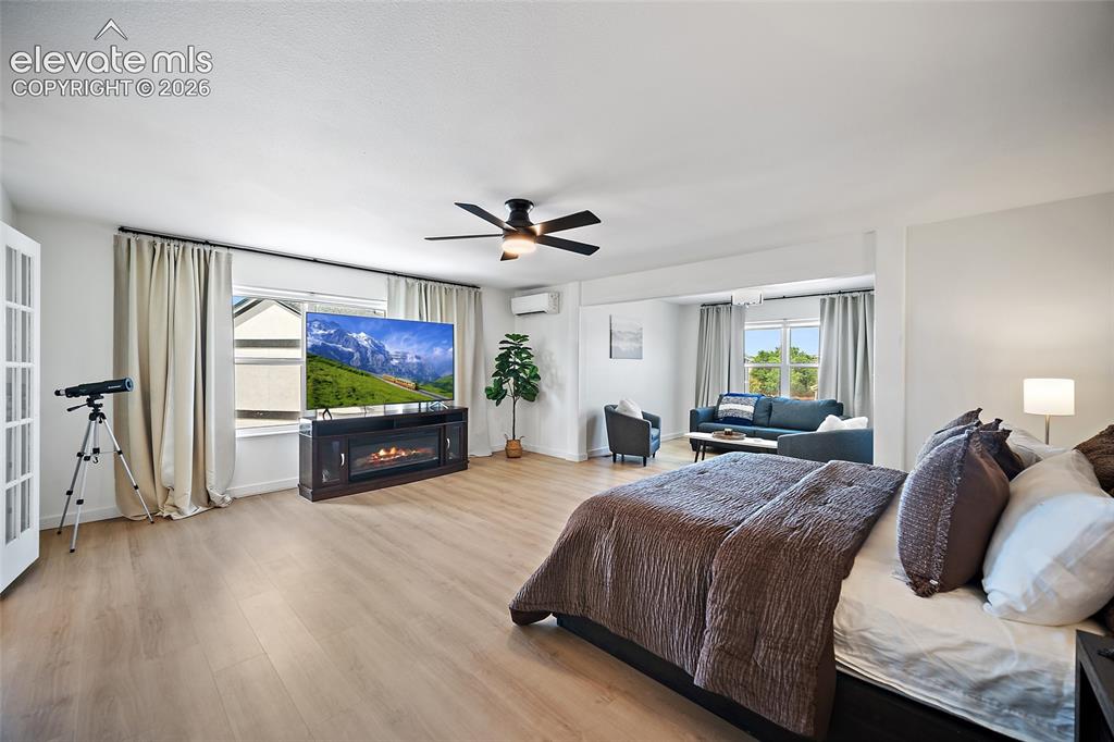 Image 19 of 50: Master Bedroom