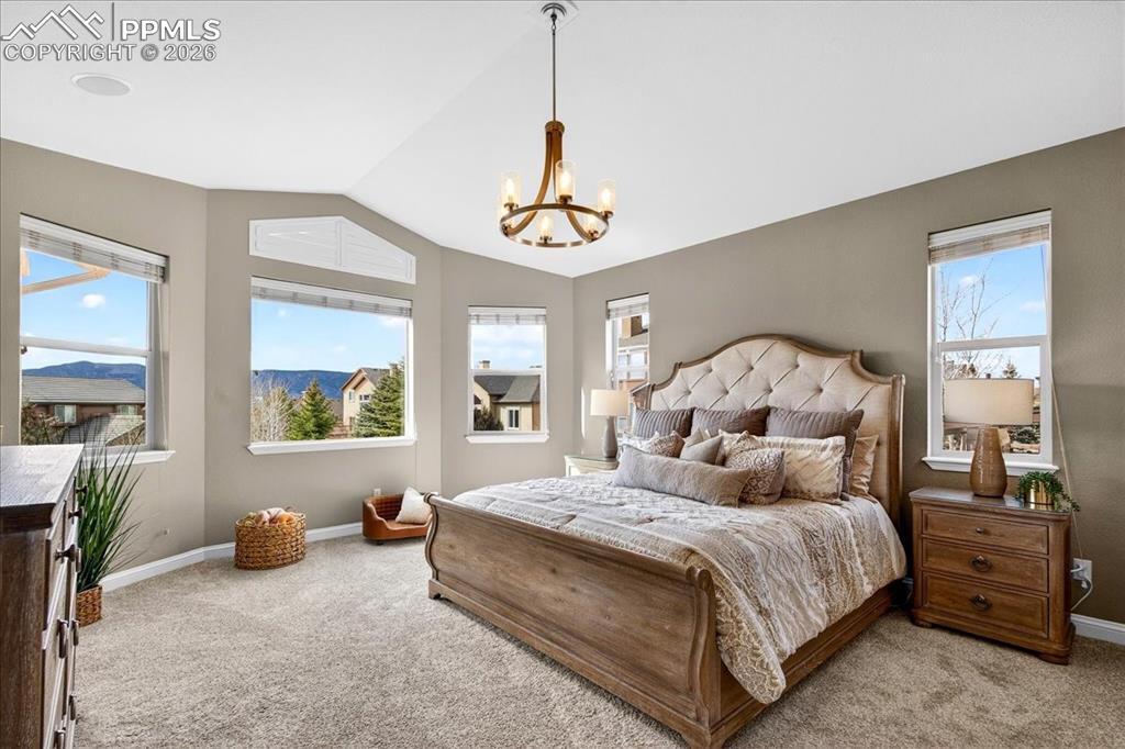 Image 25 of 50: Bedroom