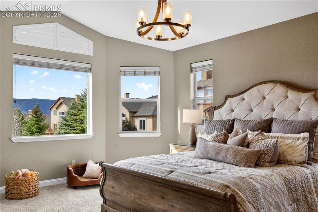 Image 26 of 50: Bedroom