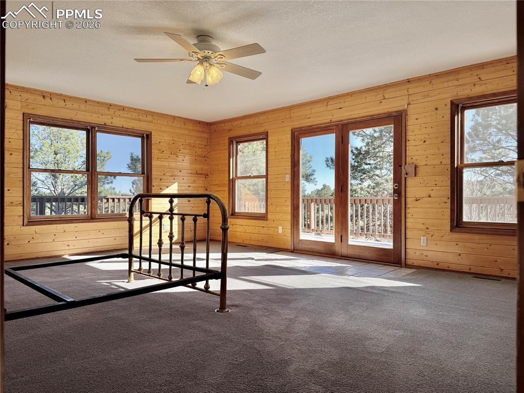 Image 21 of 45: Master Bedroom