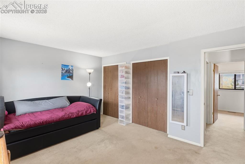 Image 13 of 33: Bedroom