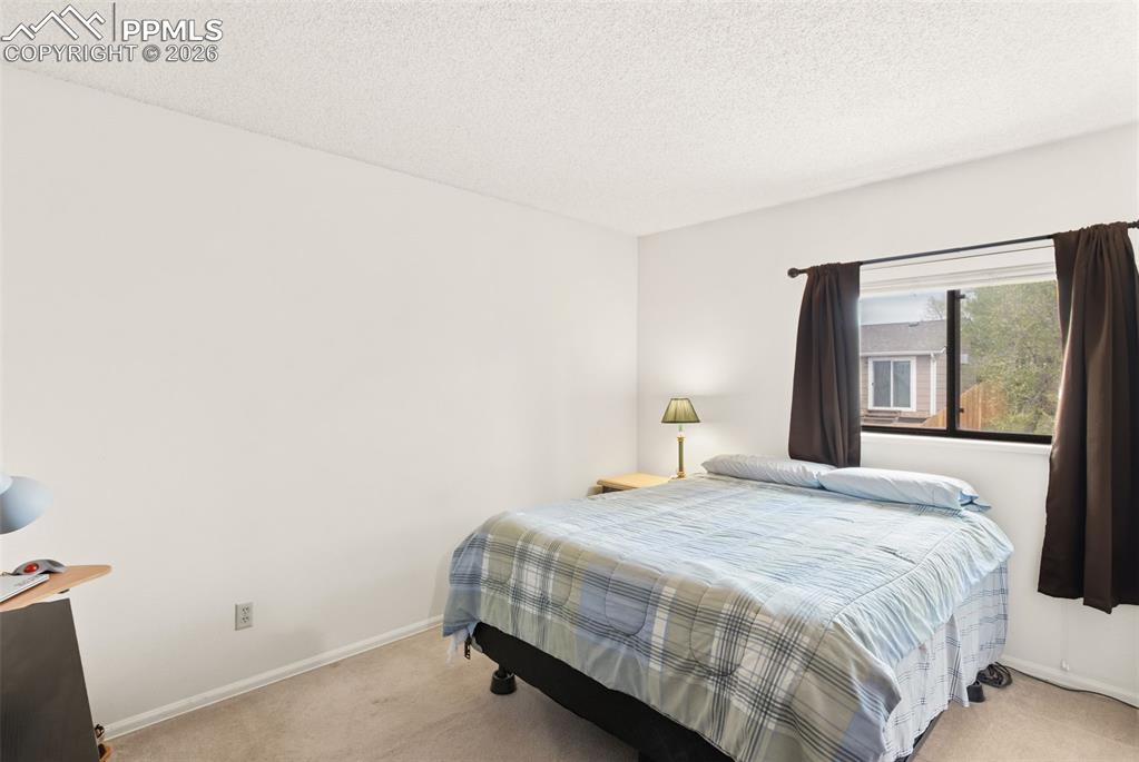 Image 20 of 33: Bedroom