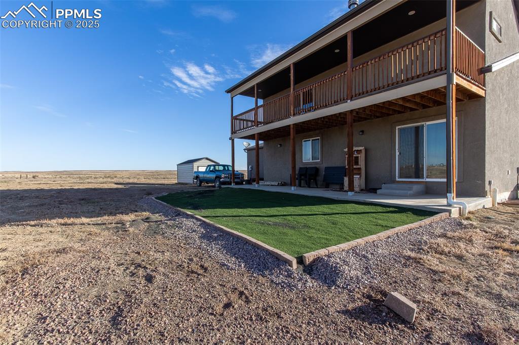 Image 33 of 39: Back of Structure