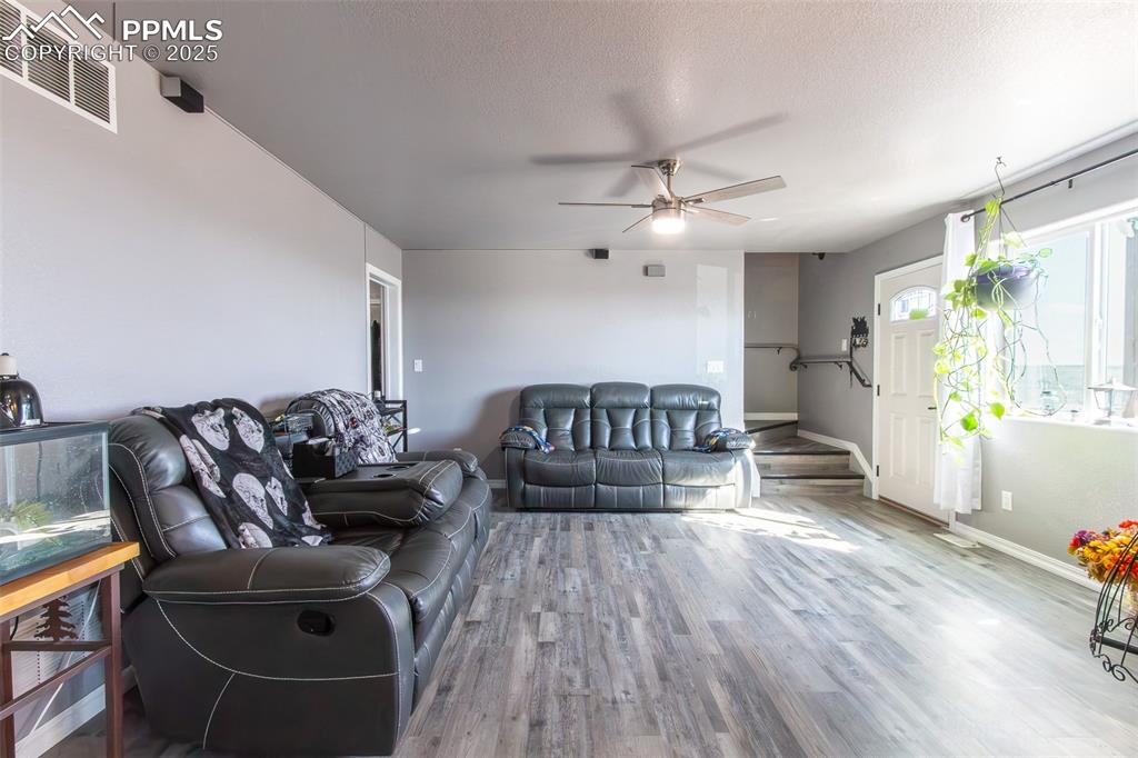 Image 4 of 39: Living Room