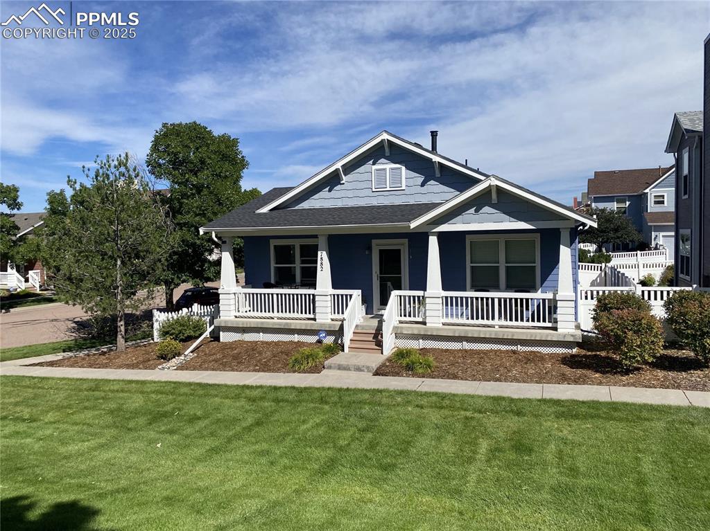 Image 10 of 41: Come inside and check out this beautiful property