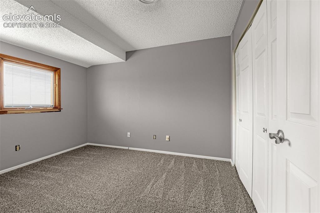 Image 11 of 30: Bedroom