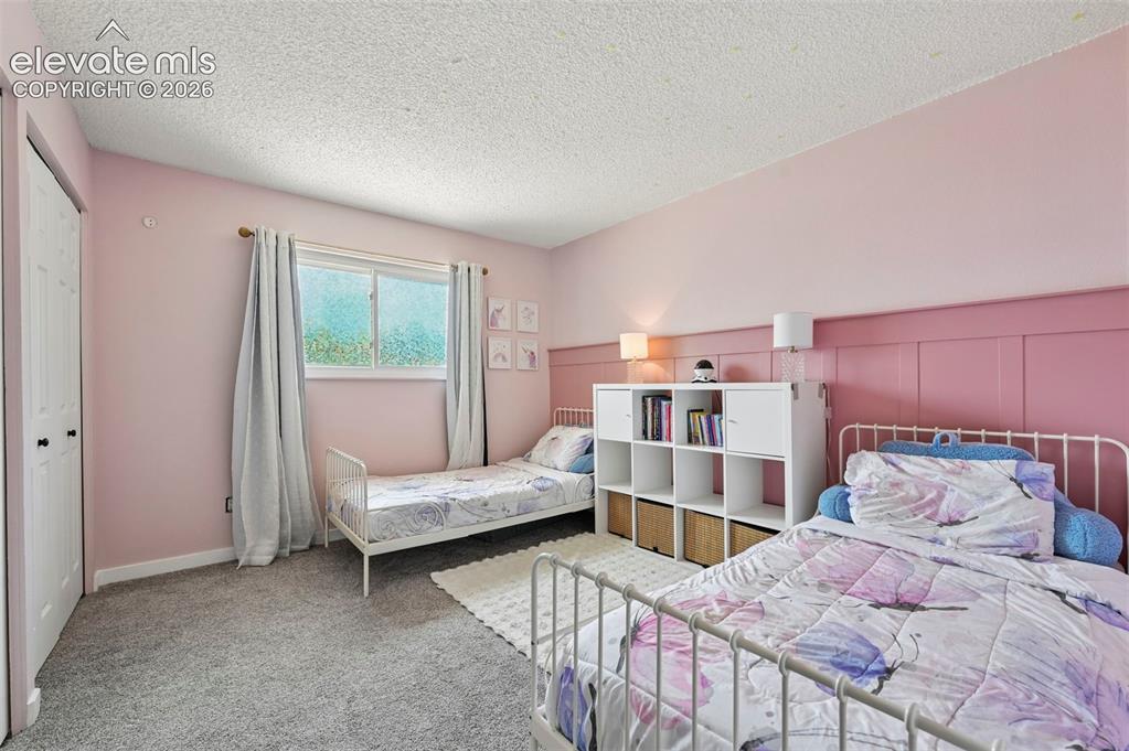 Image 16 of 28: Bedroom