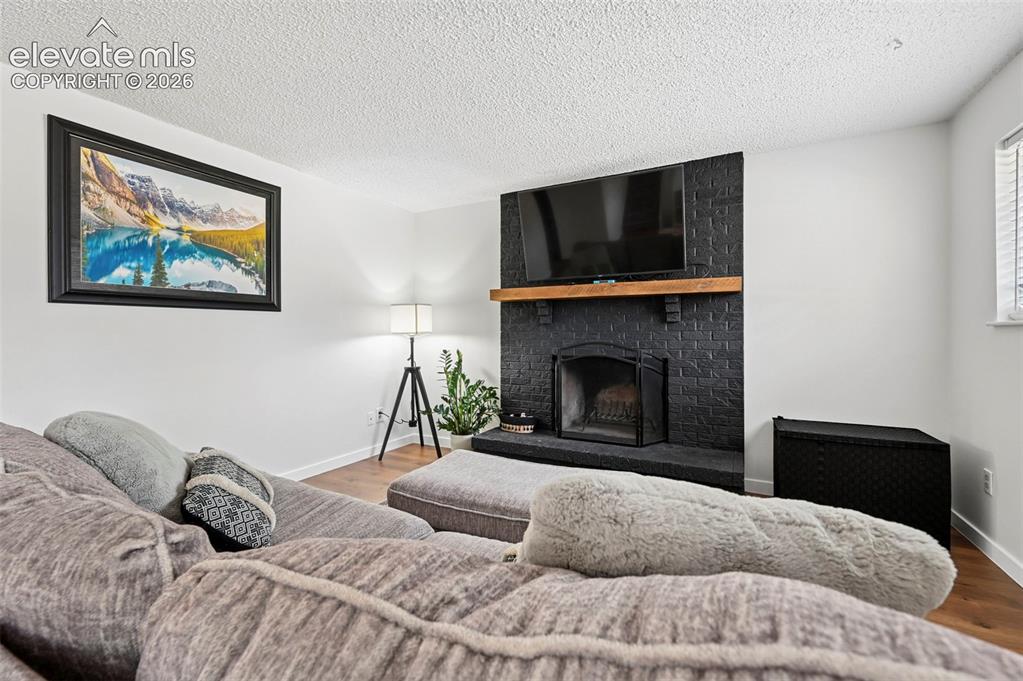 Image 17 of 28: Family Room