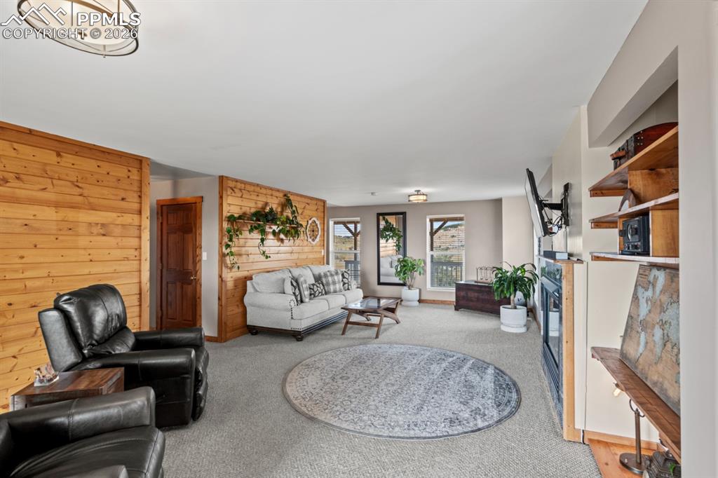 Image 16 of 38: Living Room