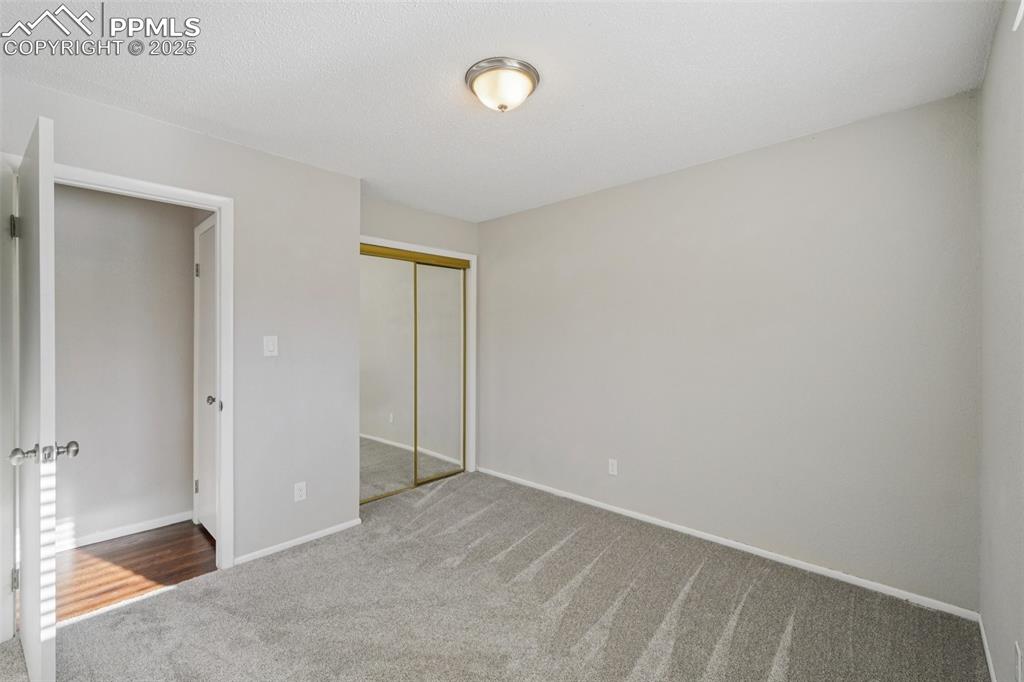 Image 25 of 44: Bedroom