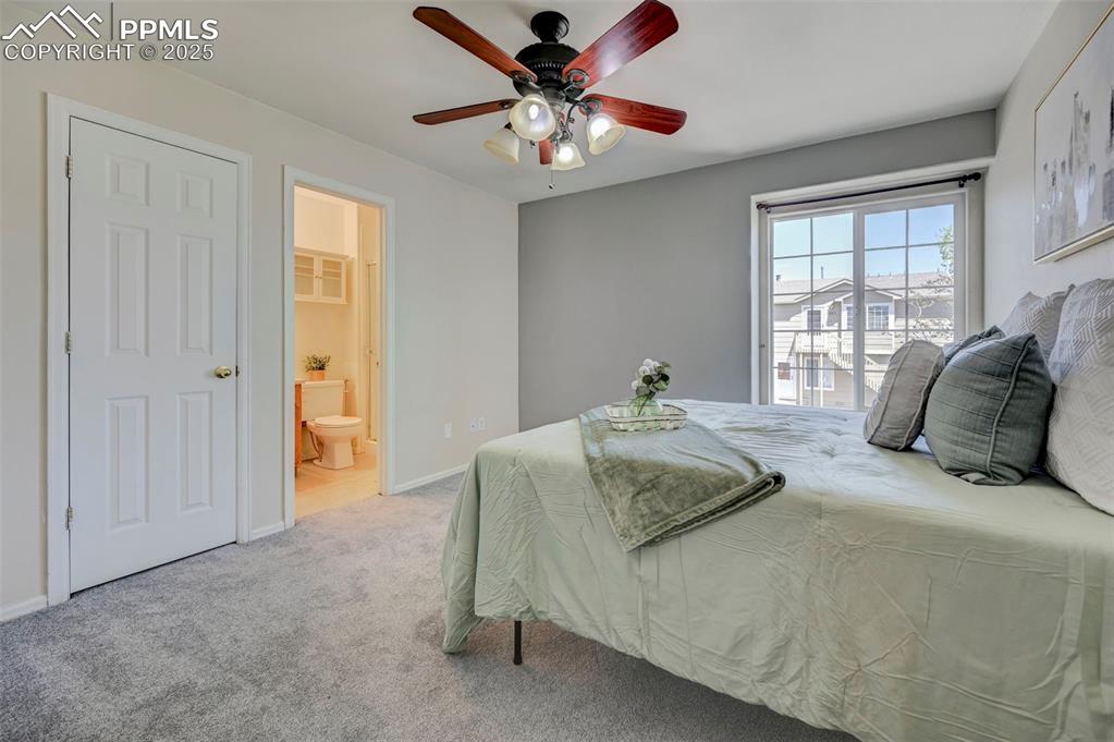Image 12 of 20: Bedroom