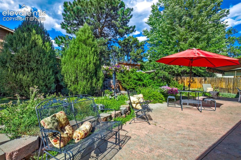 Image 40 of 48: Spacious Outdoor Area For Entertaining