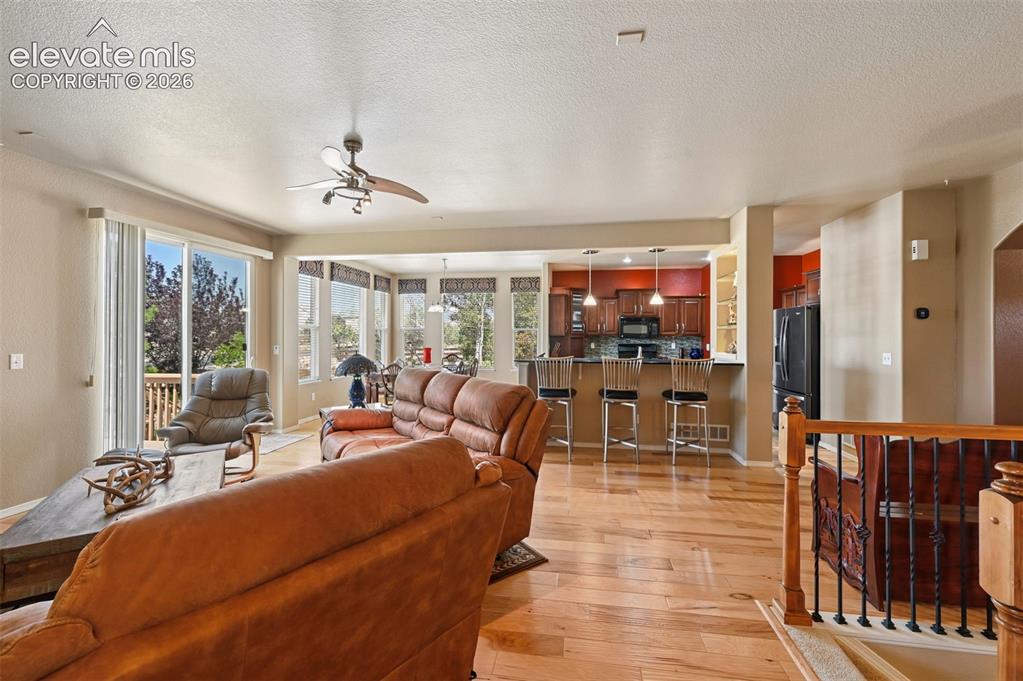 Image 14 of 47: Living Room