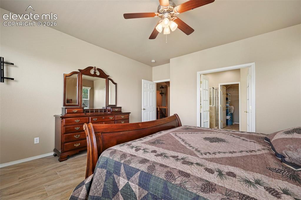 Image 17 of 47: Bedroom