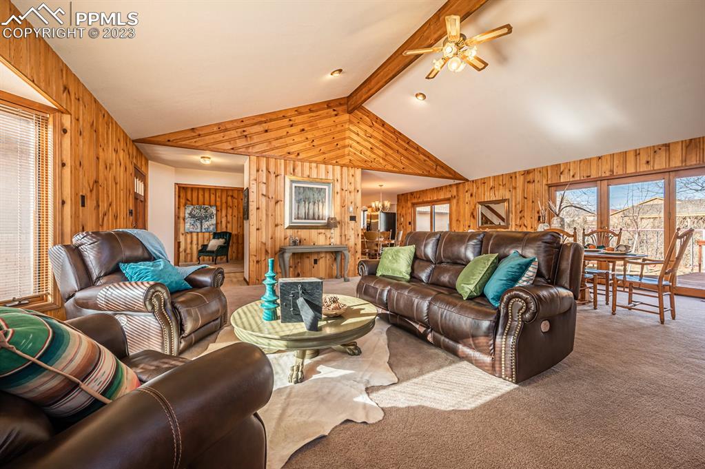 Listing 9682355, Image 8 of 45