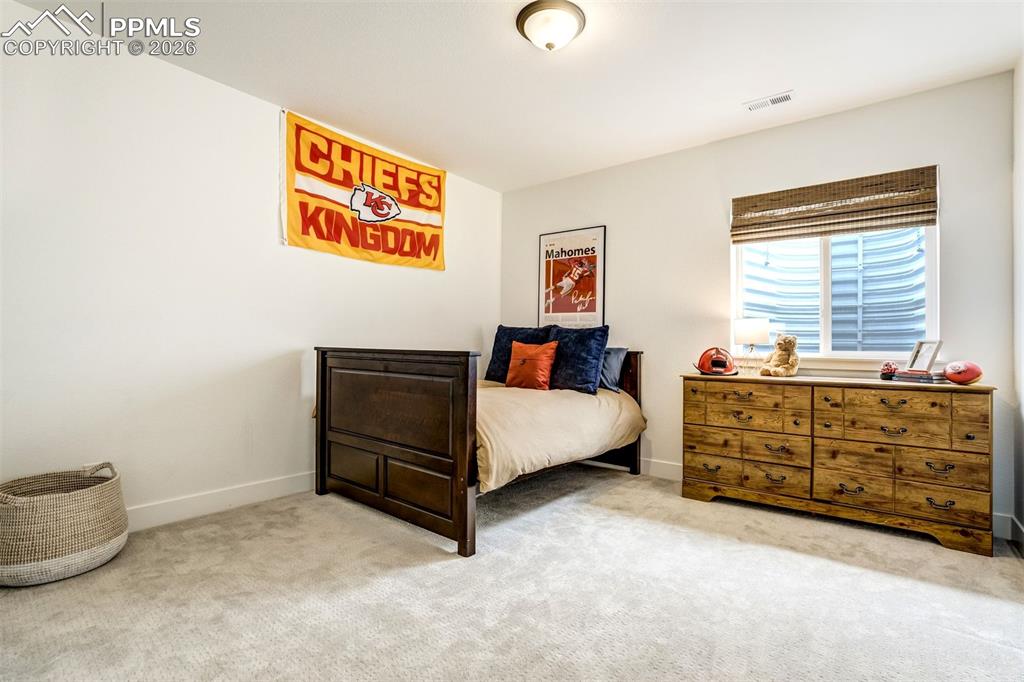 Image 36 of 44: Bedroom