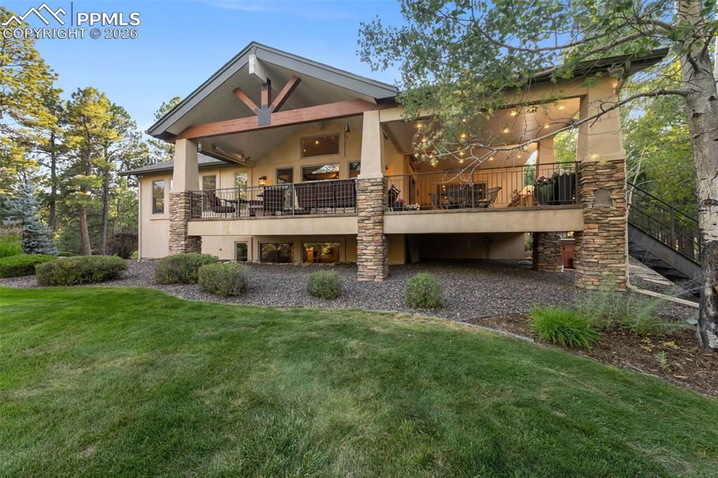 Image 2 of 50: Back of Structure