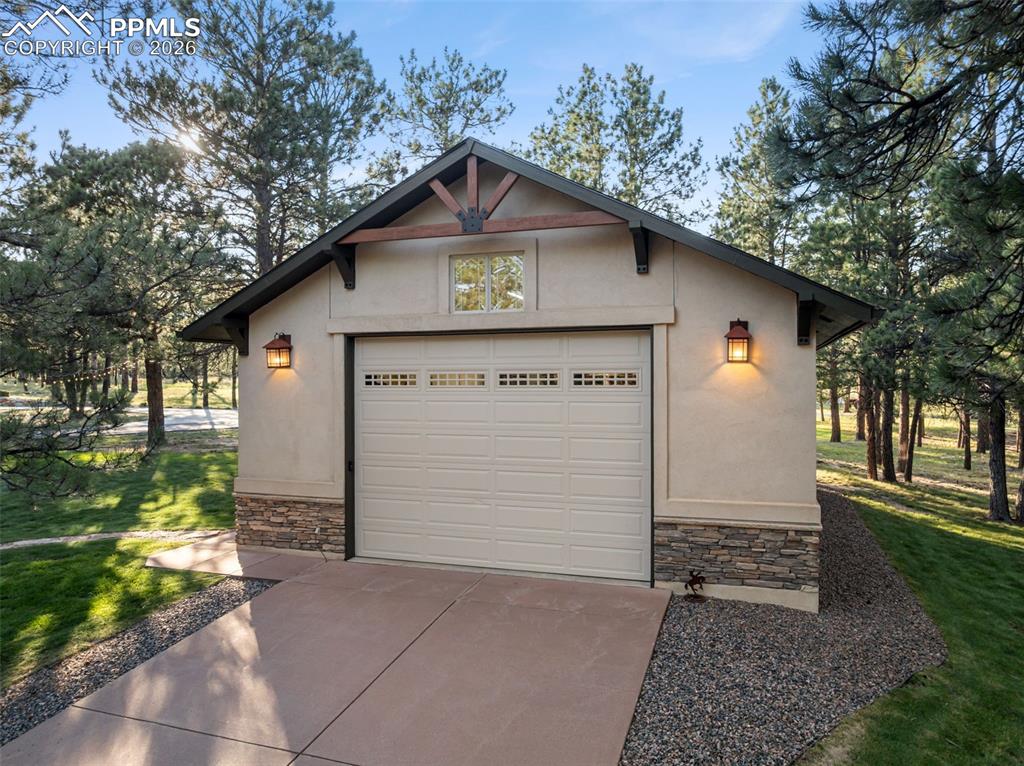 Image 42 of 50: Out Buildings