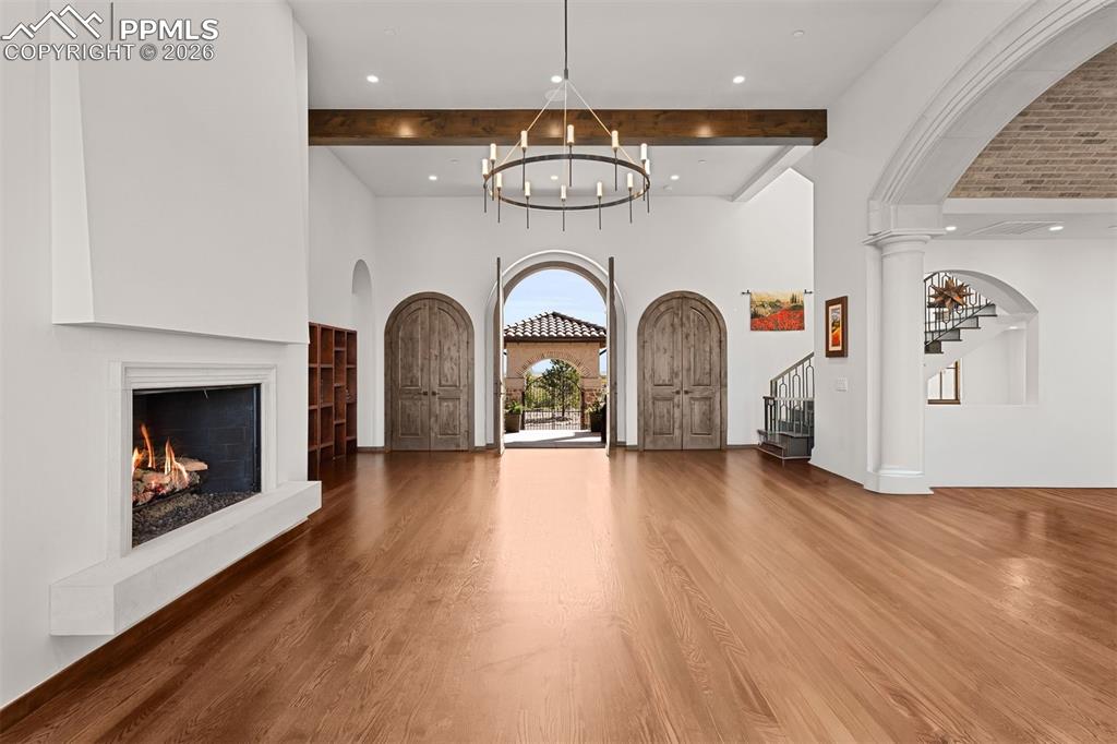 Image 3 of 39: Great Room - not staged.