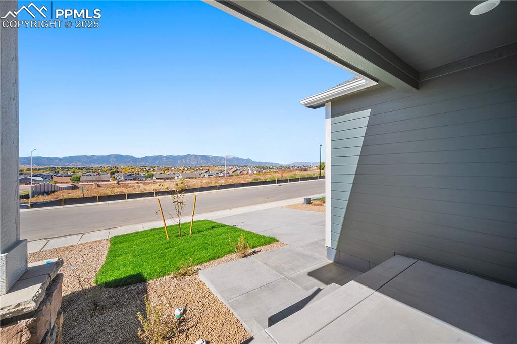 Image 37 of 39: Patio