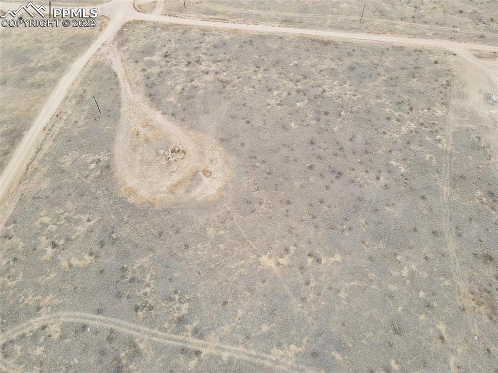 Image 7 of 25: Birds eye view of property