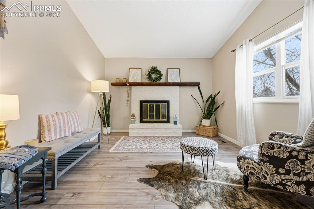 Image 3 of 32: Living Room