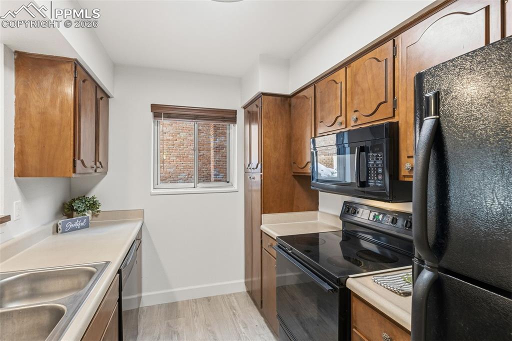 Image 11 of 35: No Description Available