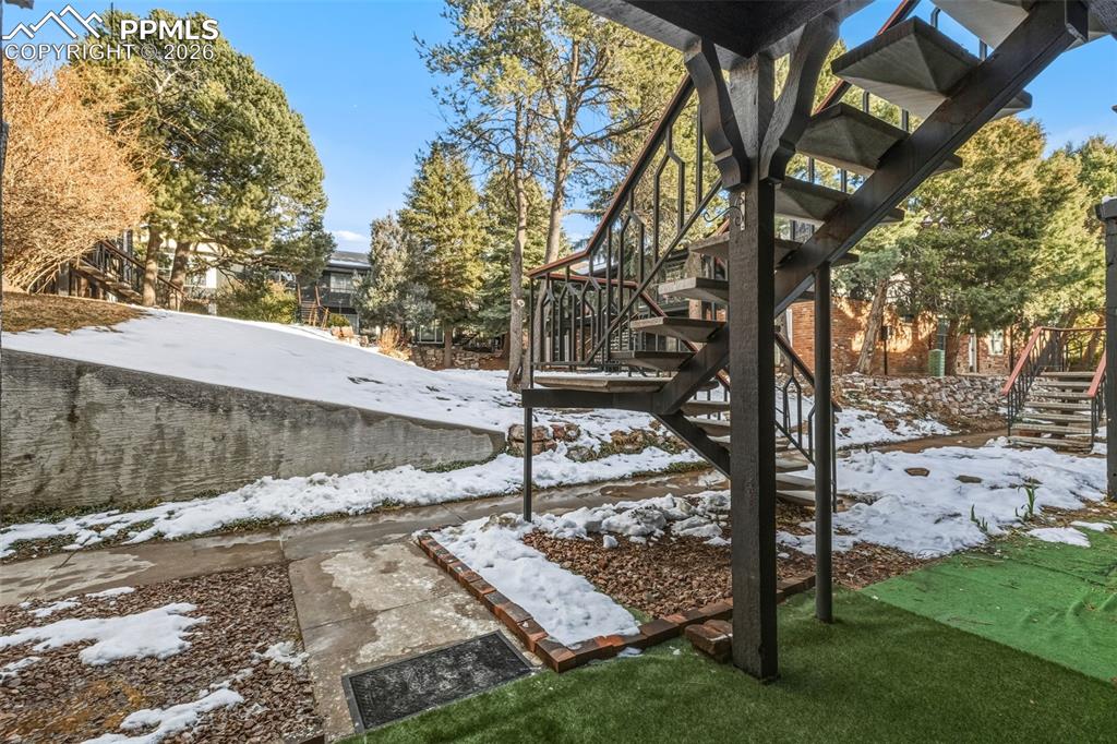 Image 32 of 35: No Description Available