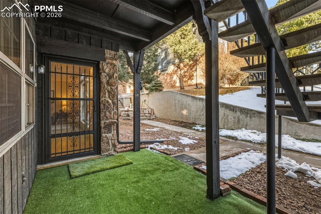 Image 34 of 35: No Description Available