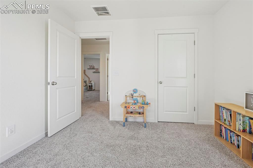 Image 24 of 40: Bedroom