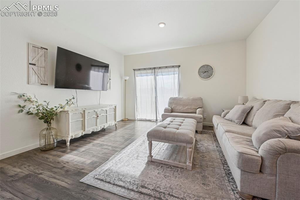 Image 6 of 40: Living Room