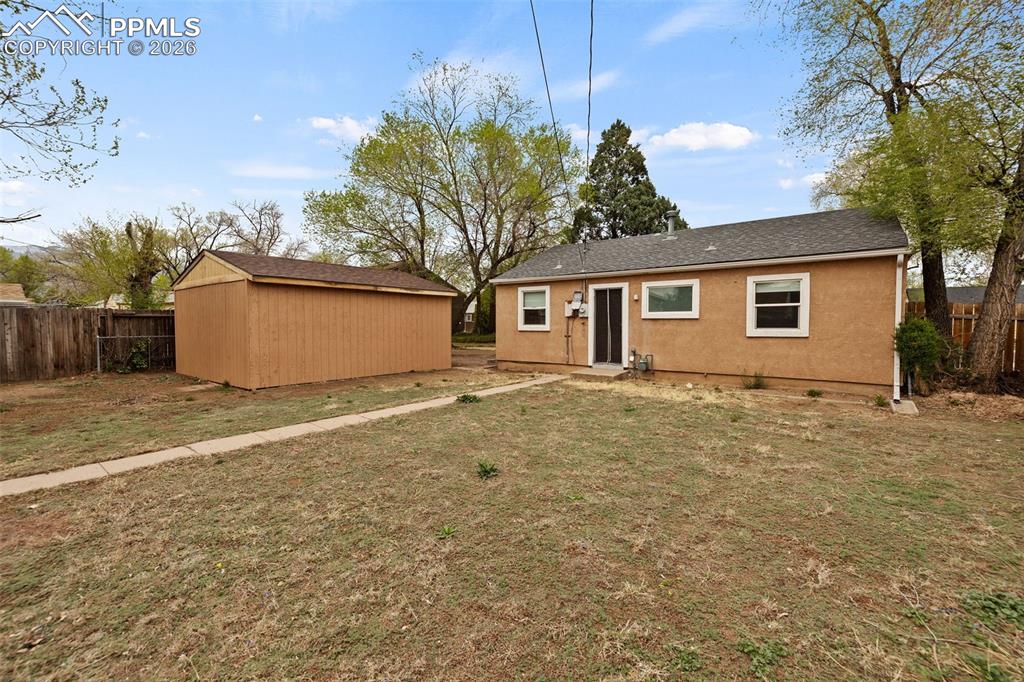 Image 22 of 22: Back of Structure