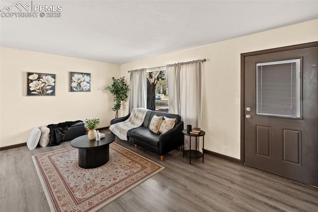 Image 3 of 22: Living Room