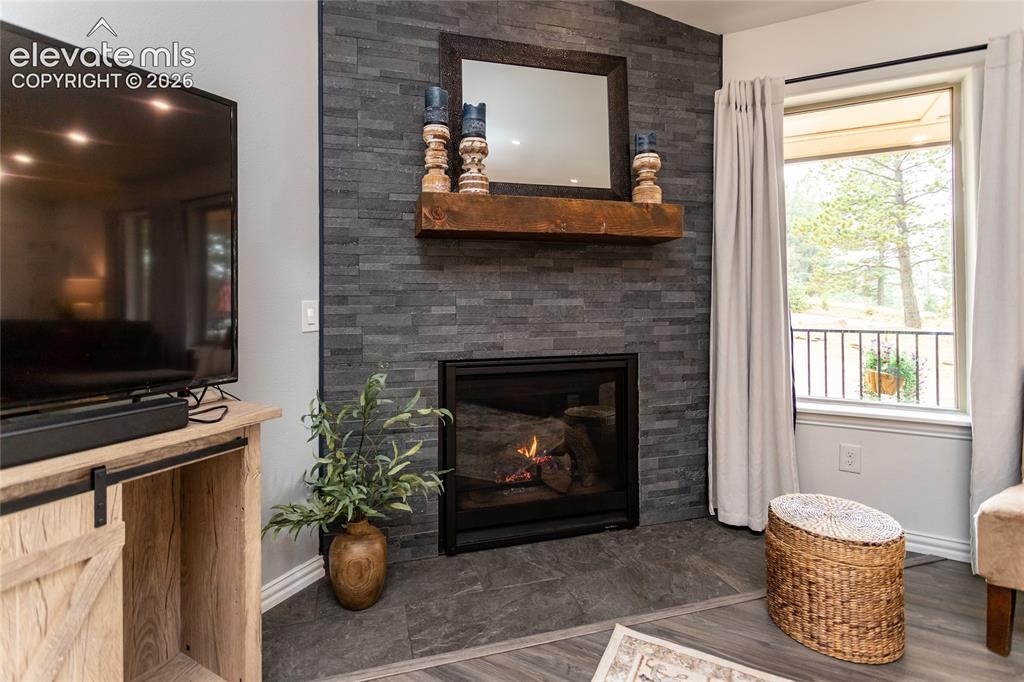 Image 21 of 50: Attractive Fireplace
