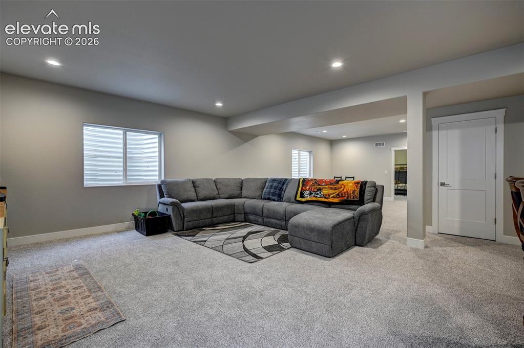 Image 35 of 47: Family Room