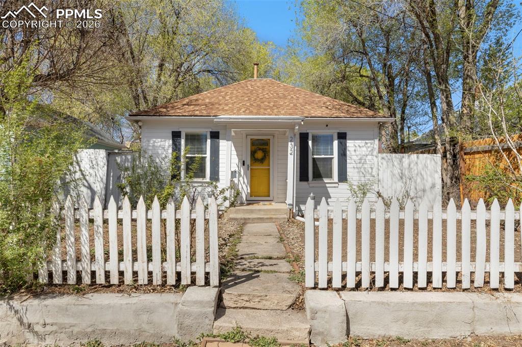 Image 1 of 26: Front of Structure