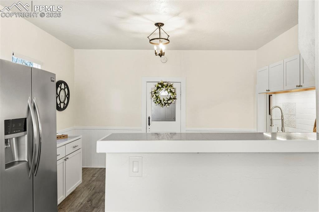 Image 16 of 26: Kitchen